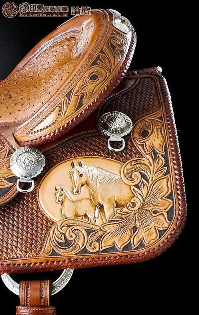 XX-Farm-Saddle-Skyhorse-detail2.jpg