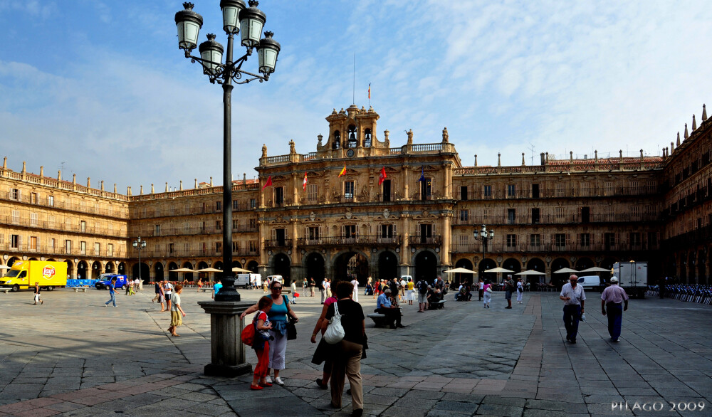 西班牙 卡斯蒂利亚-莱昂 萨拉曼卡 Plaza Mayor with El Ayuntamiento (Town hall) de Salamanca ¦ pilago