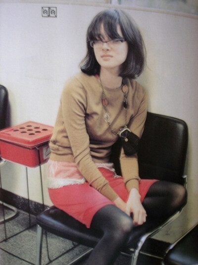 这张遮住了眼睛