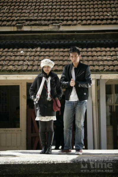 “恋爱最美好的时候，就是暧昧的时候，等到真正在一起了。很多感觉都会消失不见，所以我就想，干脆就让你再追我久一点，不然等你追到我之后就变懒了，那我不是很亏吗。”------《那些年我们一起追的女孩》