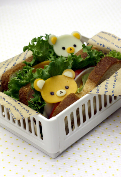 Rilakkuma + Korilakkuma sandwich