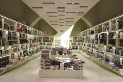 NEO IMG most interesting bookstores 6