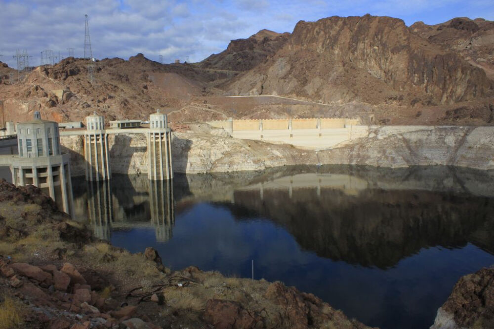 Hoover Dam, on the boundary between Nevada and Arizona