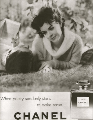 Chanel advertisement, 1959  短短的卷发也很妩媚
