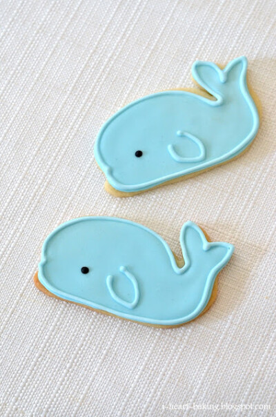 adorable whale cookies.