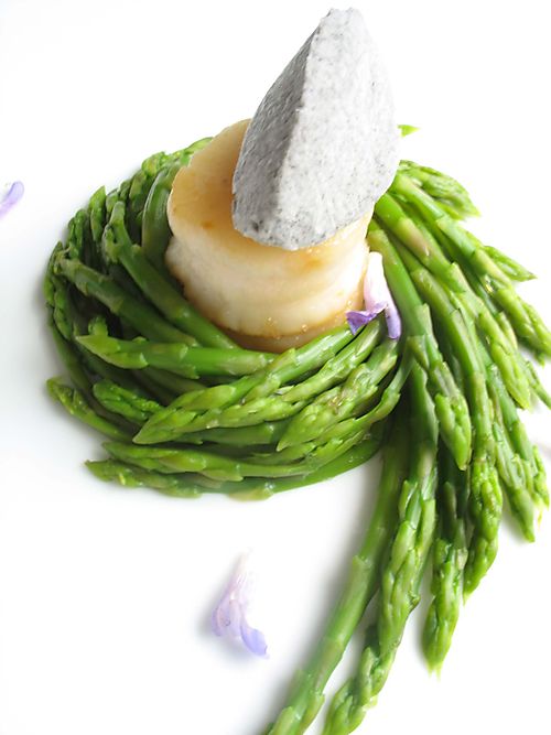 Black sesame scallop asparagus 芦笋，山药和芋头吗