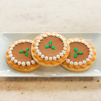 Chocolate Cream Pie Cookies with Peppermint Whipped Cream