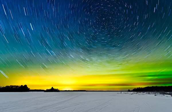 eyeamgage &gt; Night Light #1 Northern lights captured Feb 19th, 2012. Boulder Lake, MN