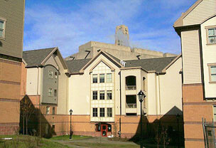 Bouquet Gardens, one of the University's newest residences, welcomed students in the fall of 1999. Three garden-style apartment buildings are home to a total of 192 upper division undergraduate studen…