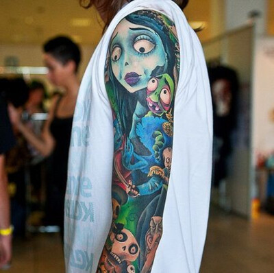tumblr liuf2zaBQo1qeylh1o1 400 Comic Style Tattoos