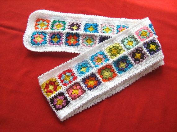 The White Granny Square Scarf 围巾