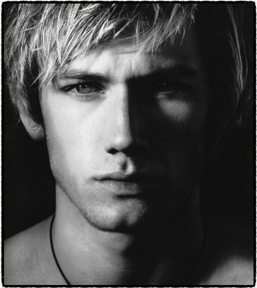 Alex Pettyfer