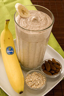 Almonds, cooked oatmeal, bananas and yogurt meet up in your blender for a power breakfast. Drink this Banana Oatmeal Smoothie before your morning exercise routine and you’ll have the energy you need to get through your workout. Ingredients: 2 whole Chiquita Bananas (best with brown flecks on peel