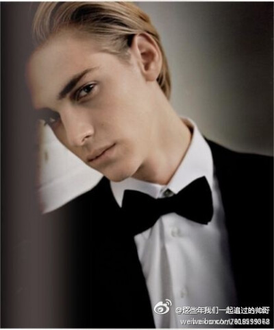 有一种男生，用眼神就可以秒杀你！你被秒杀了吗？