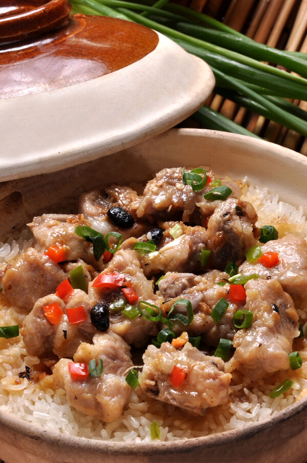 豉汁排骨煲仔饭