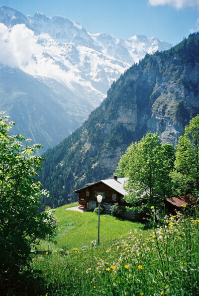 Gimmelwald, Switzerland 让人想归隐的地方