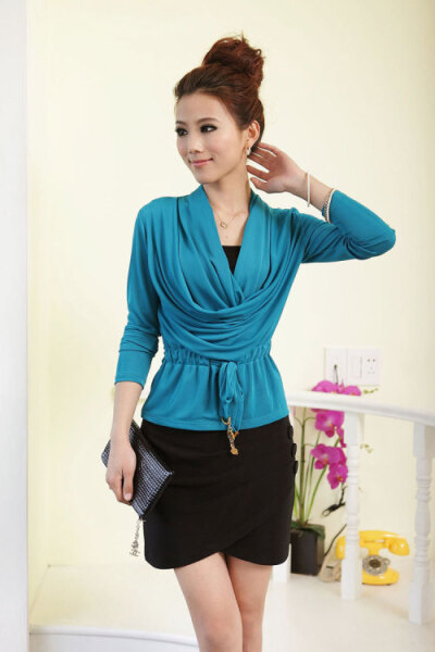 品质女装 时尚 修身V领褶皱 长袖T恤 女