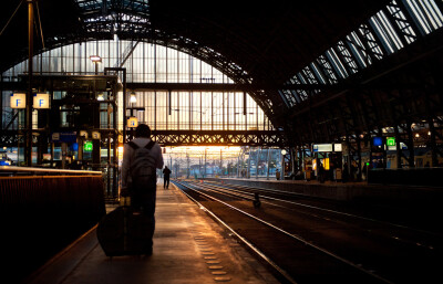 Platform 5, Friday evening, Amsterdam Central 对阿姆斯特丹我唯一的印象就是那个极阴森恐怖的博物馆