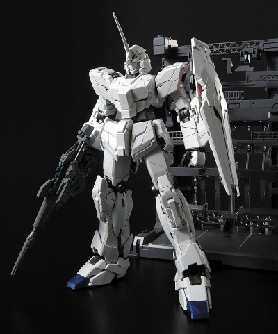 日本原装 万代模型 MG 1/100 Unicorn 独角兽 高达 OVA版 HD配色 聚红伙