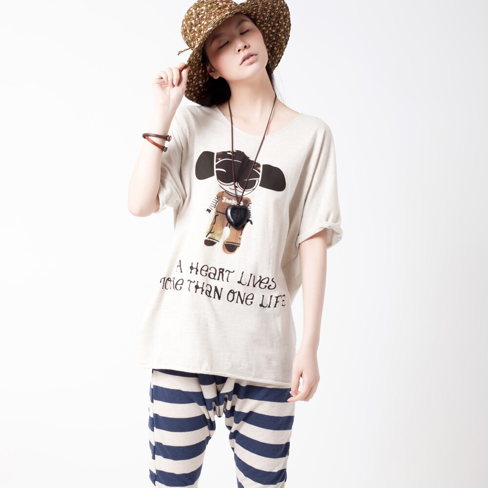 可爱文艺休闲小熊卷边短袖T恤衫