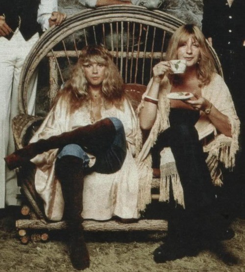 Stevie and Christine having tea.