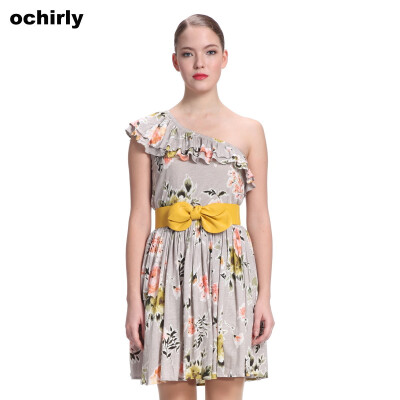 Ochirly欧时力夏季浅灰色斜肩碎花印花连衣裙优雅