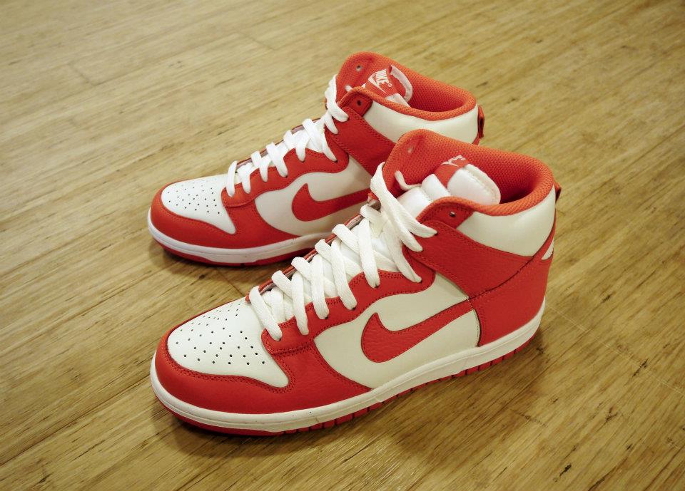 NIKE DUNK HIGH '08 PREM 运动鞋~动感的橙色