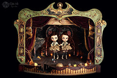 Rebeca Cano “Cookie dolls” 的“午夜剧场”