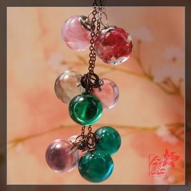 清澈地仰望世界。。。。