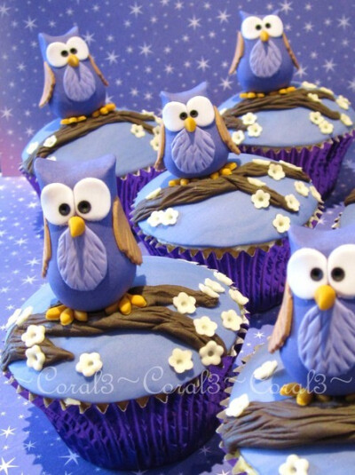 purple owl cupcakes