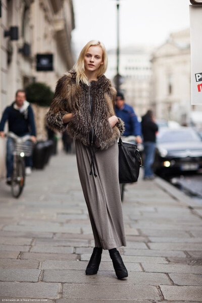 {Model off Duty} :Ginta Lapina