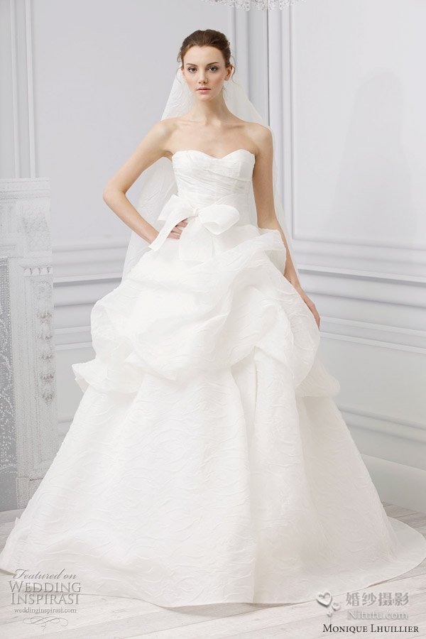 Monique Lhuillier 2013春季婚纱系列