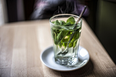 Hot Fresh Peppermint Tea