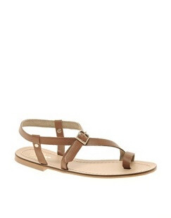 穿凉鞋的季节到咯。