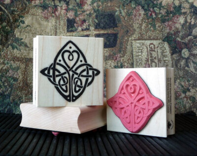 Celtic Love knot rubber stamp from oldislandstamps