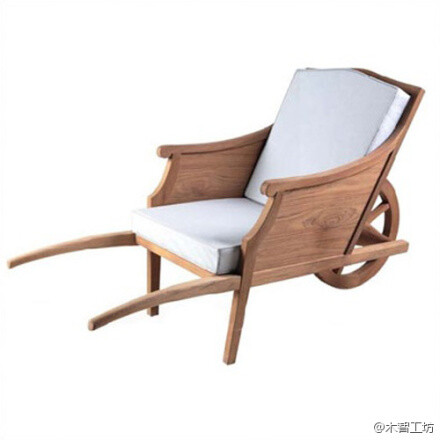 鬼才Philippe Starck 1996年设计的独轮车椅（Wheelbarrow Chair）。