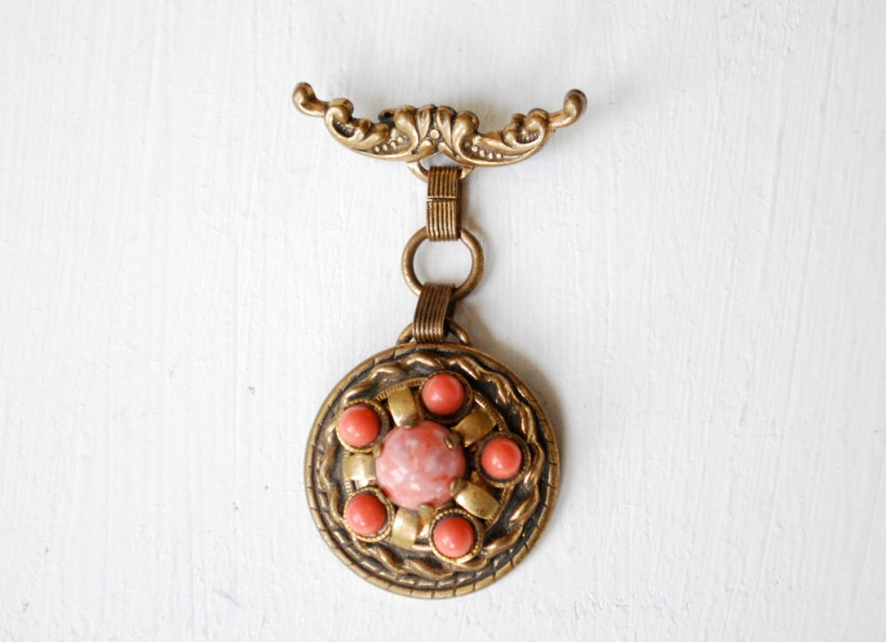 vintage 1920s brooch // fob coral brass dangle pin