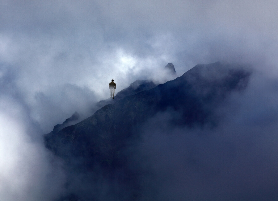 Photograph On the Edge by hikaru nakai on 500px