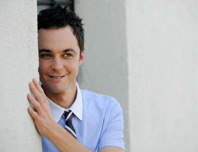 kinopoisk.ru-Jim-Parsons-谢耳朵.jpg