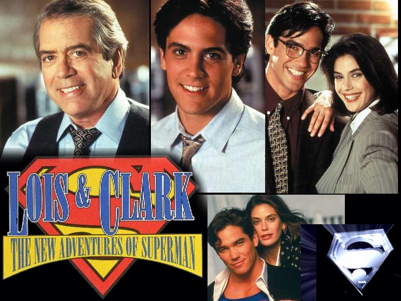 lois & clark chief perry， jimmy， CK， Lois， superman。 第一次是98年看的，很喜欢CK在第一集出来的样子。