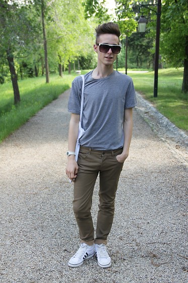 Benetton T Shirt, Frav Brown Jeans, Adidas Sneakers, H&M Sunglasses