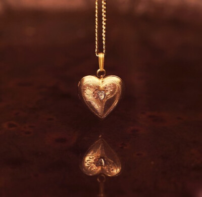 心小了，所有的小事就大了；心大了，所有的大事都小了；看淡世事沧桑，内心安然无恙。