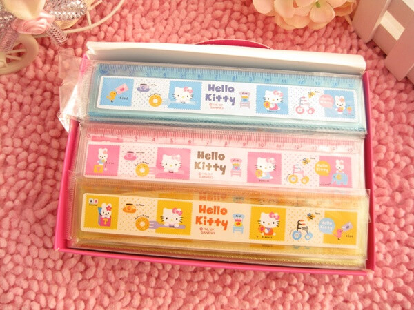 2012新款 hello Kitty超可爱15cm长度的卡通直尺