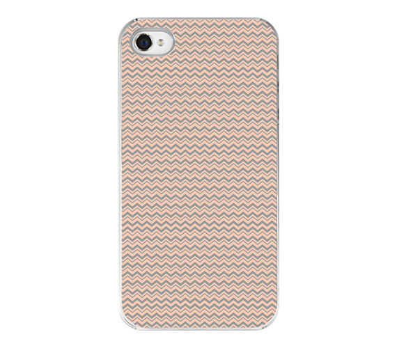 Baby chevron Iphone case - Iphone 4 and 4s cover - girly Iphone case - pattern - baby chevron - phone accessory