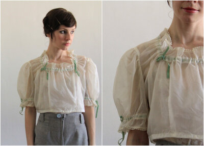 .Antique Blouse . Sheer . Crop Top . Vintage White Shirt .