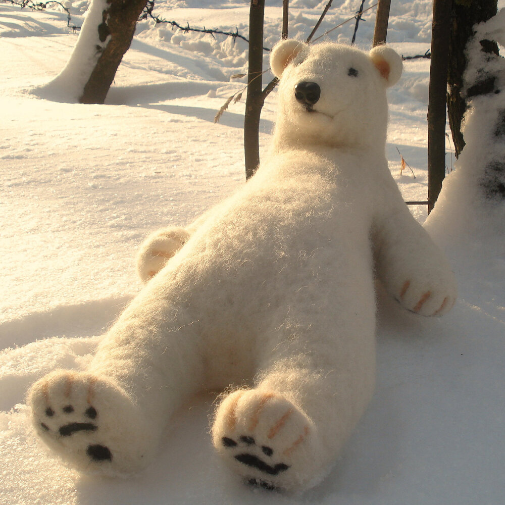 Big white wool polar bear - 45 cm - Handmade needle felted work - Gift - BinneBear collection