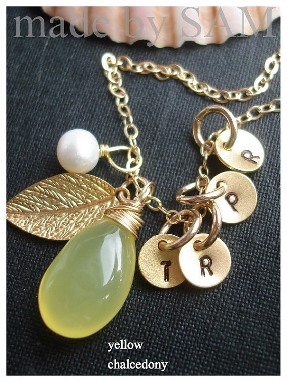 4 DISCS ,Moms , grandma , family ,leaf necklace , Personalized Mint leaf ,yellow lemon, pearl necklace