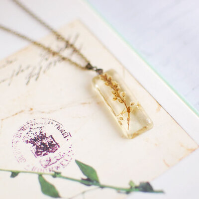 Pressed flower botanical necklace -Silver Lace-handmade resin jewelry