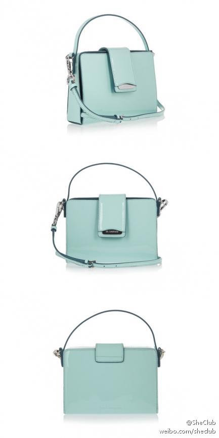 Jil Sander Patent Leather Clutch~粉蓝色，很适合这个季节的色彩，简单的设计，优雅中不乏可爱，可是好难搭配哦~