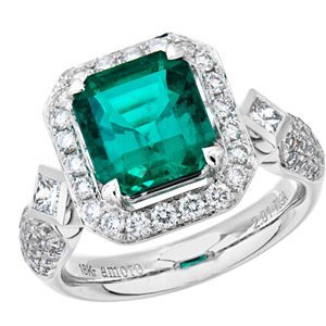 Colombian Emerald and Diamond Ring in 18kt white gold